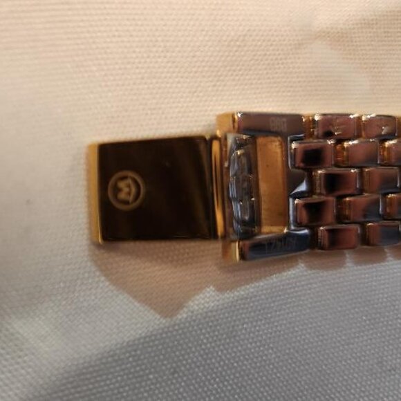 Movado Women's Esperanza Watch Gold toned - Picture 5 of 6